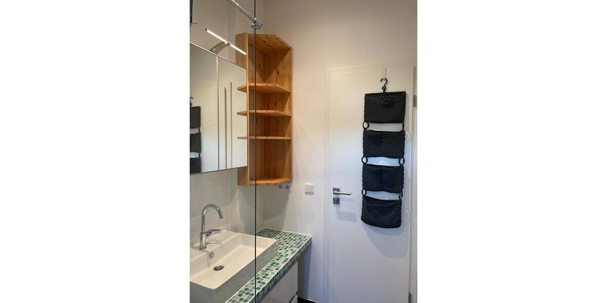 Dachgeschoßwohnung Karlsruhe Knielingen - 2.5 Zimmer, 55 m&sup2;, 1.200&euro; | Angebot:26619542