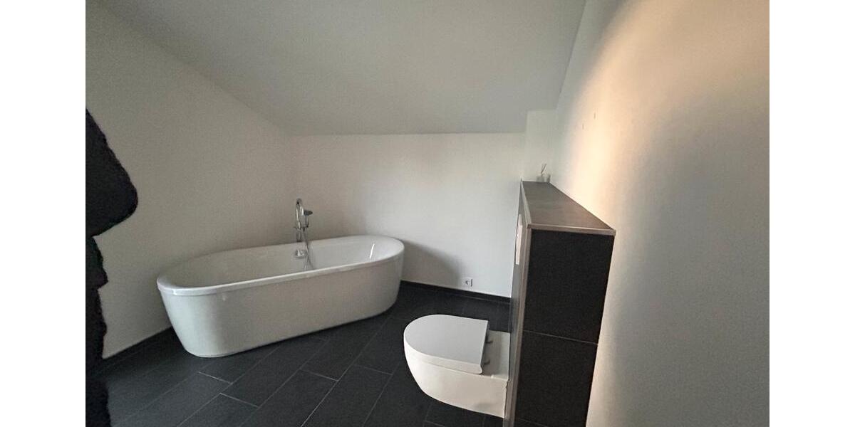 Einfamilienhaus Zörbig - 4 Zimmer, 144 m&sup2;, 1.800&euro; | Angebot:26343533