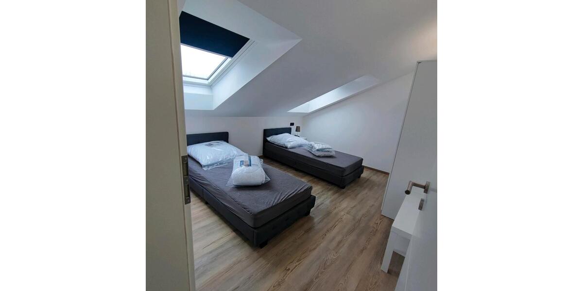 Dachgeschoßwohnung Kaufbeuren - 3 Zimmer, 86 m&sup2;, 1.600&euro; | Angebot:24130096