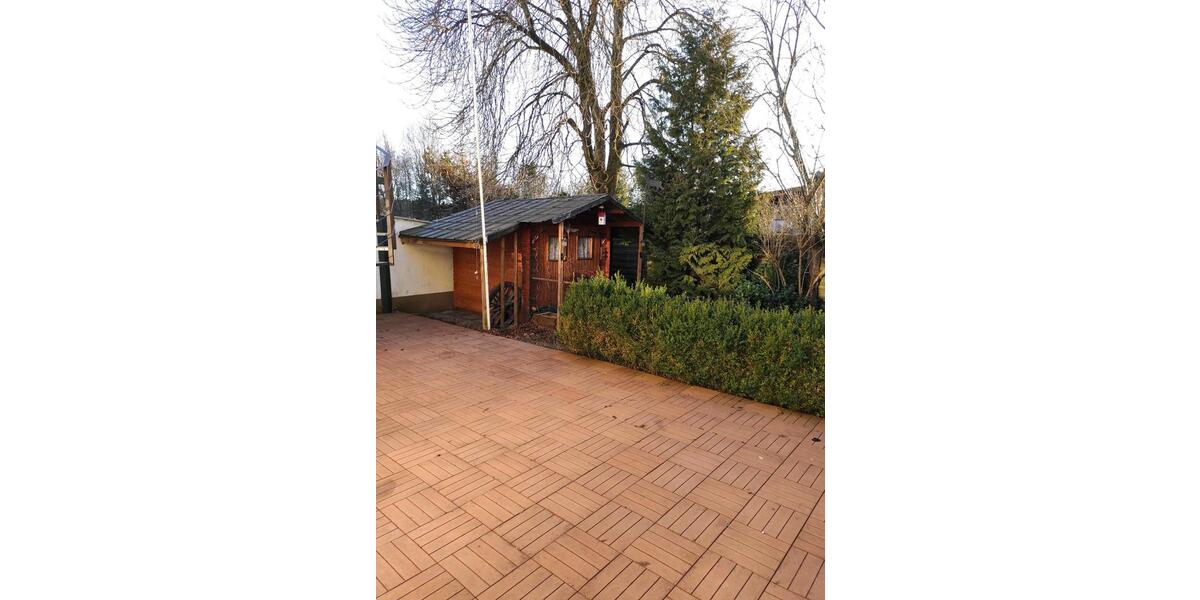 Reihenhaus Horgau - 6 Zimmer, 188 m&sup2;, 1.800&euro; | Angebot:25590833