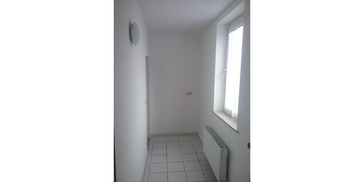 Etagenwohnung Saarlouis - 2 Zimmer, 55 m&sup2;, 480&euro; | Angebot:24311014