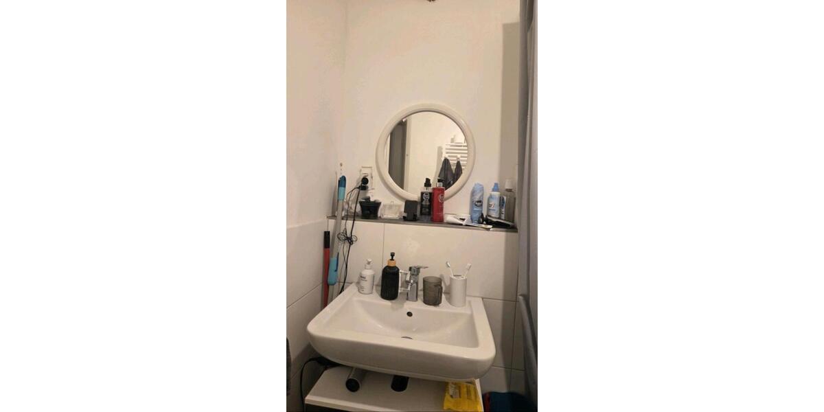 Etagenwohnung Köln Kalk - 1 Zimmer, 27 m&sup2;, 655&euro; | Angebot:26278535