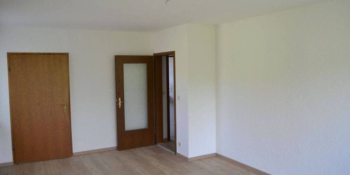 Etagenwohnung Zeitlarn - 2 Zimmer, 53 m&sup2;, 570&euro; | Angebot:25877303