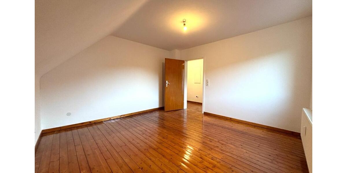 Dachgeschoßwohnung Daun - 2 Zimmer, 53 m&sup2;, 450&euro; | Angebot:24555525