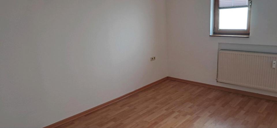 Erdgeschoßwohnung Wörth am Main - 2 Zimmer, 50 m&sup2;, 660&euro; | Angebot:25445177