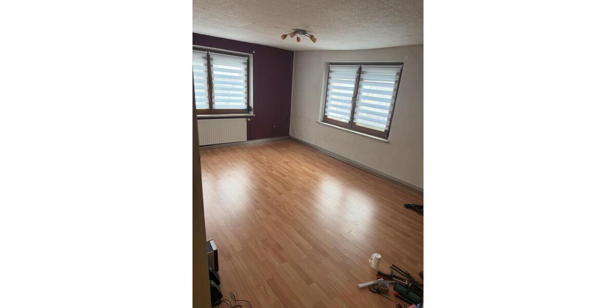 Einfamilienhaus Hiltpoltstein - 5 Zimmer, 130 m&sup2;, 650&euro; | Angebot:24815187