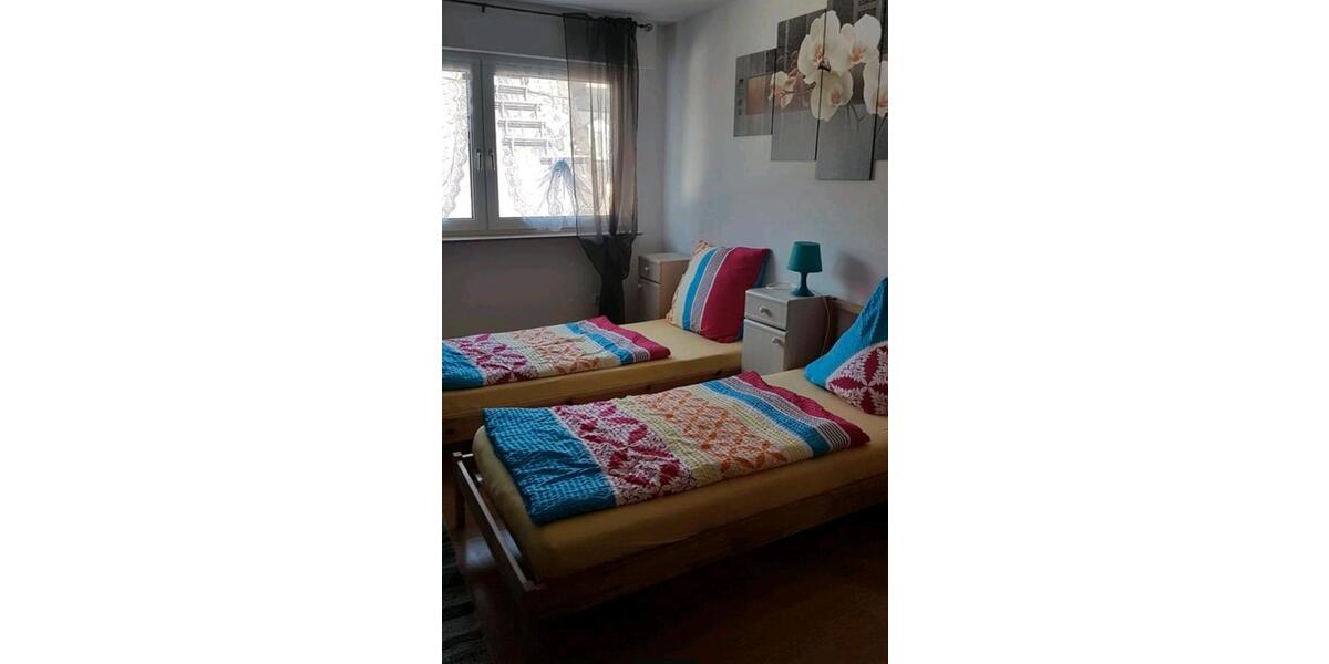 Wohnen auf Zeit Dahlheim - 4 Zimmer, 120 m&sup2;, 50&euro; | Angebot:26150080