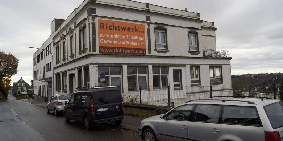 Produktions- und Lagerhalle zimmer