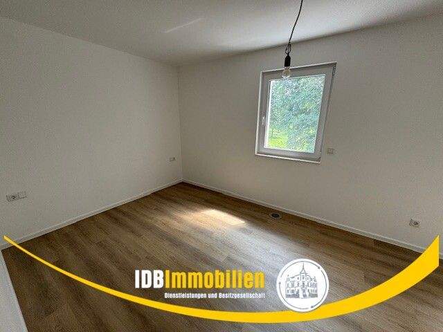 Doppelhaushälfte Reinsberg - 4 Zimmer, 114 m&sup2;, 1.100&euro; | Angebot:24425624