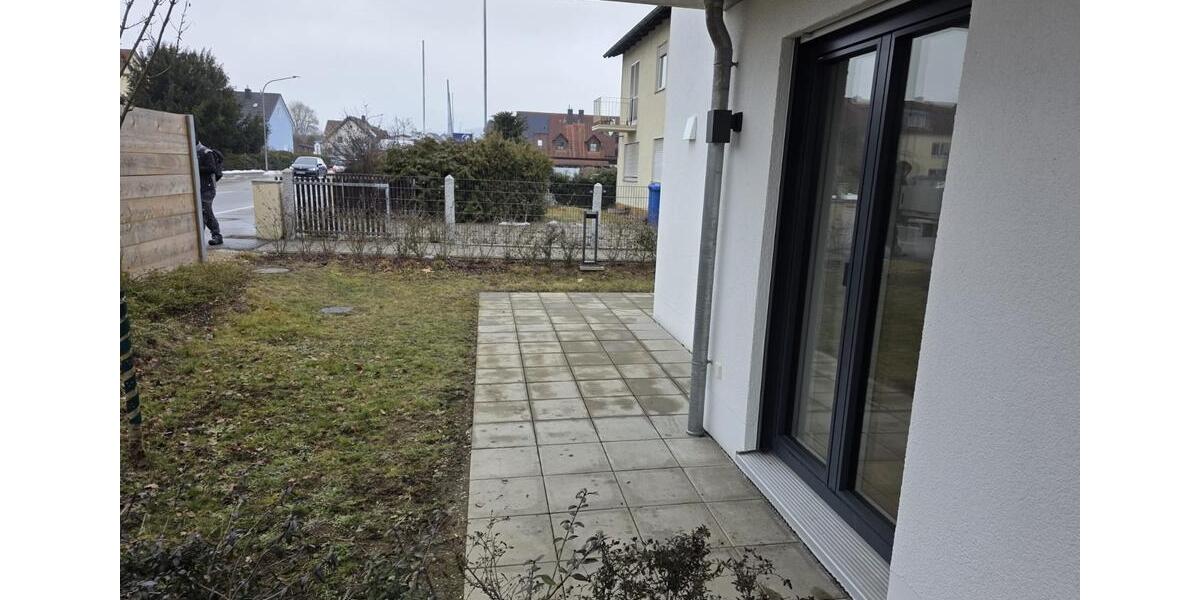 Erdgeschoßwohnung Kelheim - 3 Zimmer, 83 m&sup2;, 1.090&euro; | Angebot:25080960