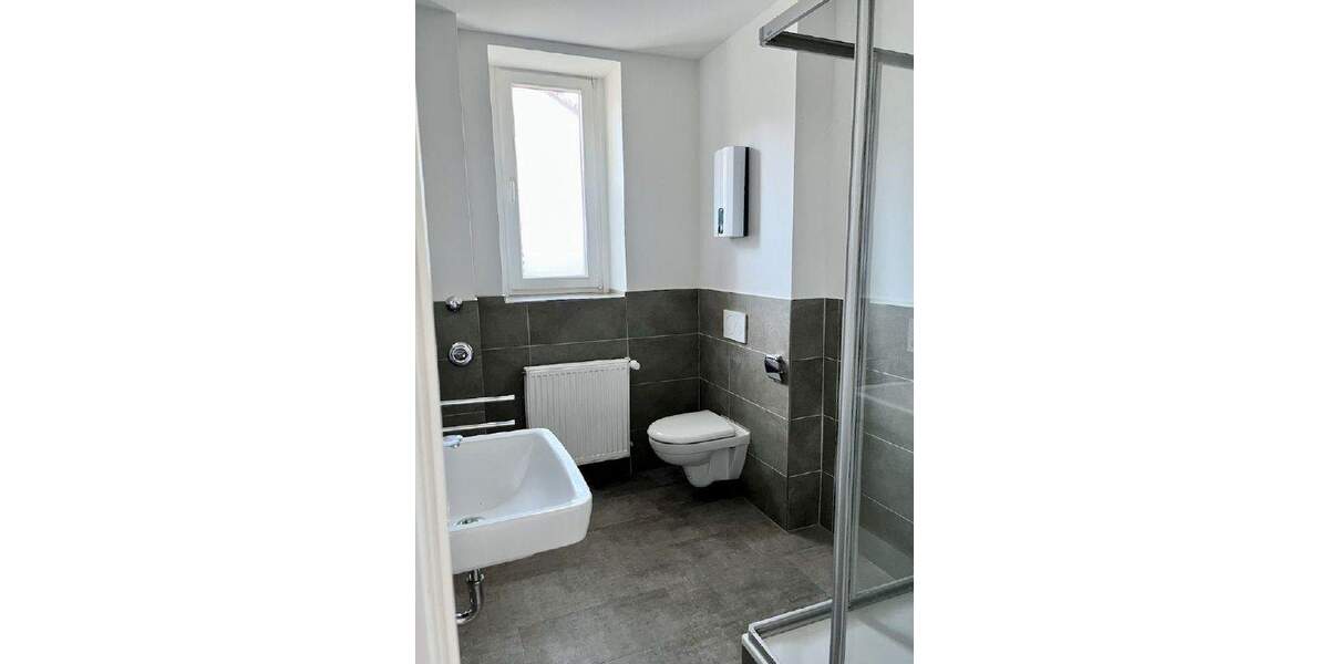 Originell wohnen mit Sonnenbalkon ... Nähe S-Bahnhof! 3 zimmer