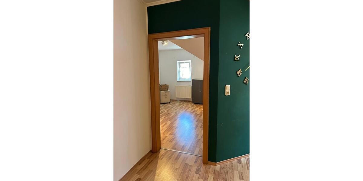 Dachgeschoßwohnung Aldersbach - 1 Zimmer, 44 m&sup2;, 330&euro; | Angebot:25293608