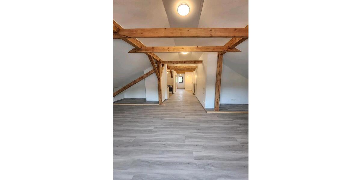 Dachgeschoßwohnung Teisnach - 2 Zimmer, 880&euro; | Angebot:21695159