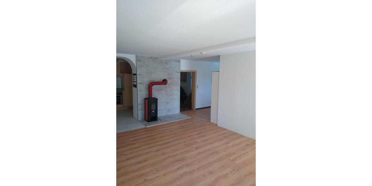 Erdgeschoßwohnung Glashütte - 2 Zimmer, 70 m&sup2;, 385&euro; | Angebot:24839278