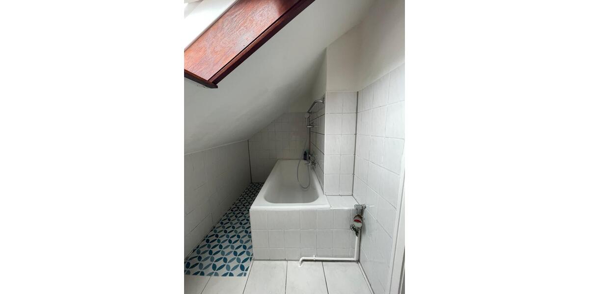 Dachgeschoßwohnung Stein - 2 Zimmer, 75 m&sup2;, 750&euro; | Angebot:24865851