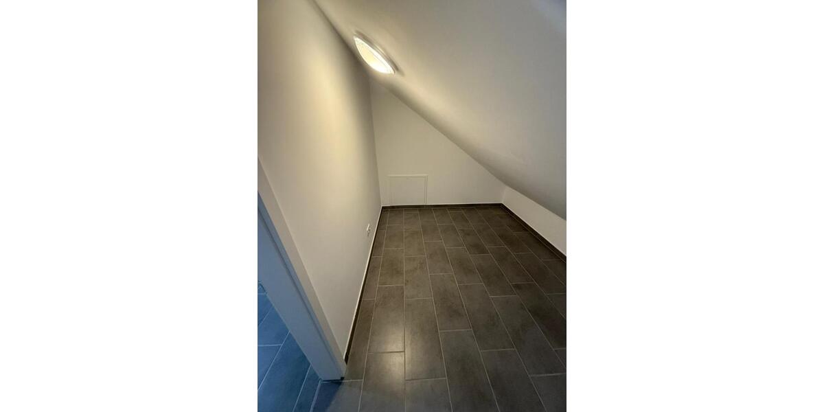 Dachgeschoßwohnung Barnstorf - 2 Zimmer, 72 m&sup2;, 680&euro; | Angebot:24679730