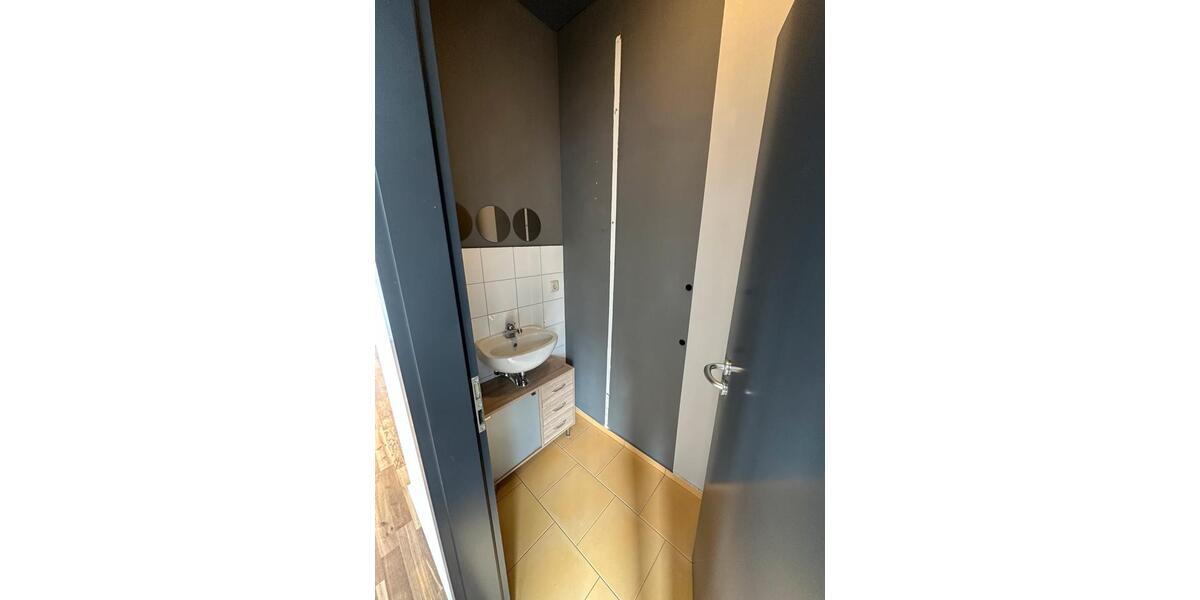 Etagenwohnung Meiningen - 1 Zimmer, 57 m&sup2;, 580&euro; | Angebot:26044543