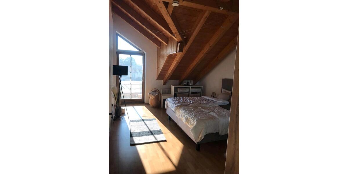 Dachgeschoßwohnung Unterneukirchen - 2 Zimmer, 56 m&sup2;, 695&euro; | Angebot:26690715