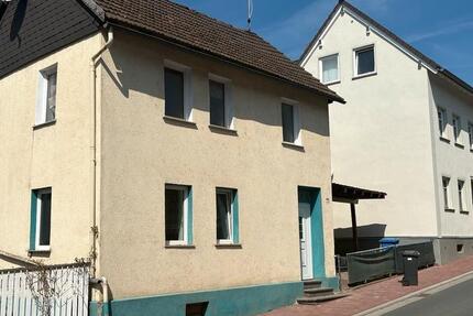 Haus Hünfelden - 4 Zimmer, 72 m&sup2;, 650&euro; | Angebot:26636421
