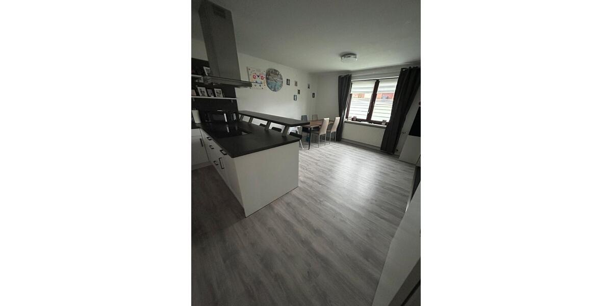 Einfamilienhaus Schleswig - 4 Zimmer, 100 m&sup2;, 1.500&euro; | Angebot:24733896