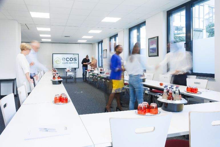 Profi-Coworking & private Büros in München - ab sofort verfügbar zimmer