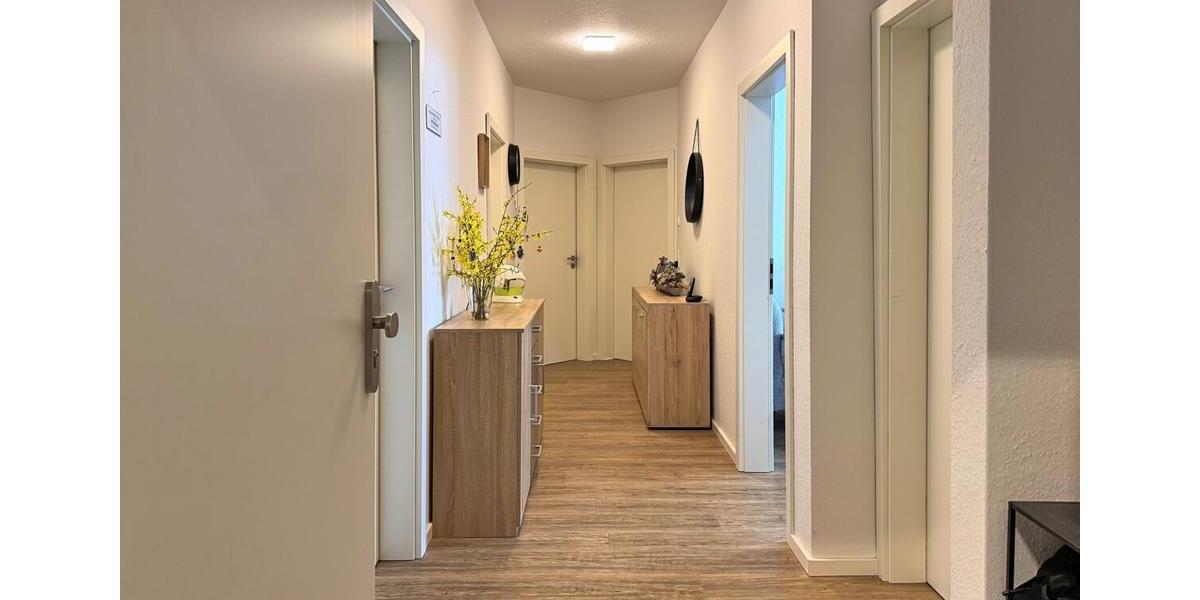 Erdgeschoßwohnung Uplengen - 3 Zimmer, 89 m&sup2;, 795&euro; | Angebot:25988176