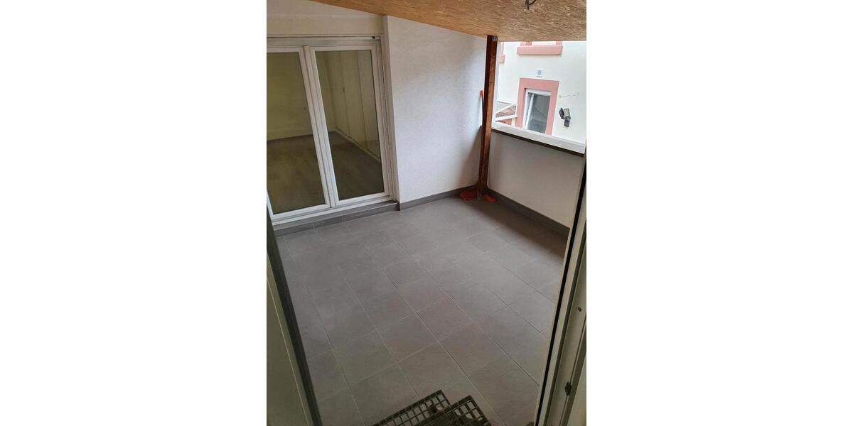 Etagenwohnung Weinheim - 2 Zimmer, 50 m&sup2;, 600&euro; | Angebot:25120850