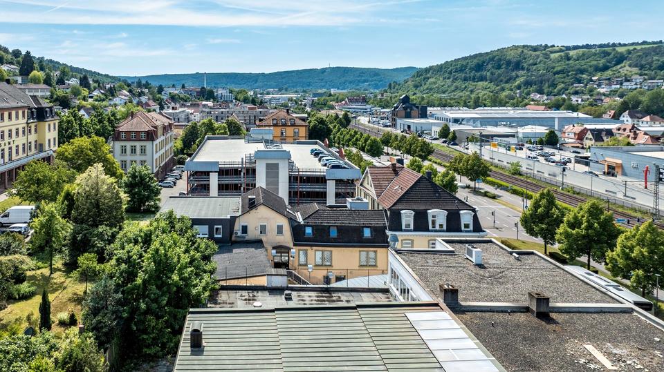 Dachgeschoßwohnung Mosbach - 2 Zimmer, 94 m&sup2;, 1.600&euro; | Angebot:26623096
