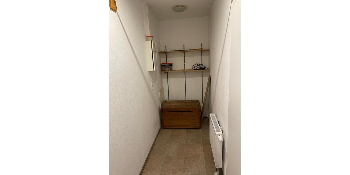 Erdgeschoßwohnung Neunkirchen - 1 Zimmer, 43 m&sup2;, 350&euro; | Angebot:26397820