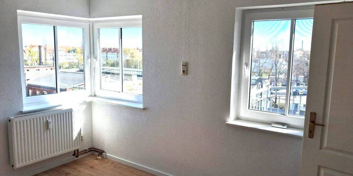 Etagenwohnung Magdeburg Neue Neustadt - 3 Zimmer, 90 m&sup2;, 700&euro; | Angebot:26261752