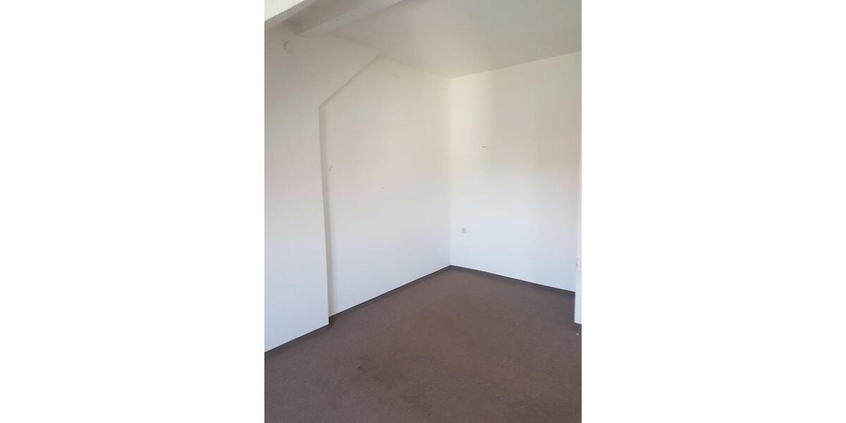 Dachgeschoßwohnung Rochlitz - 3 Zimmer, 82 m&sup2;, 533&euro; | Angebot:25439276