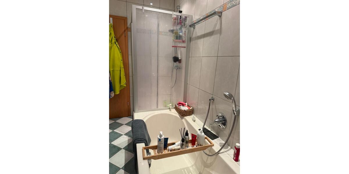 Ruhige Souterrainwohnung mit eigenem Garten 2.5 zimmer