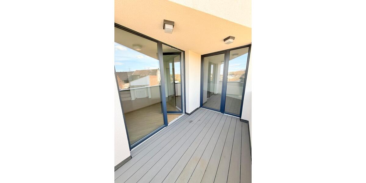 Dachgeschoßwohnung Jülich - 4 Zimmer, 100 m&sup2;, 1.350&euro; | Angebot:26300561