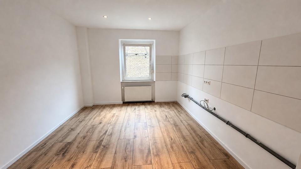 Etagenwohnung Frankenthal (Pfalz) - 4 Zimmer, 104 m&sup2;, 1.250&euro; | Angebot:26442757