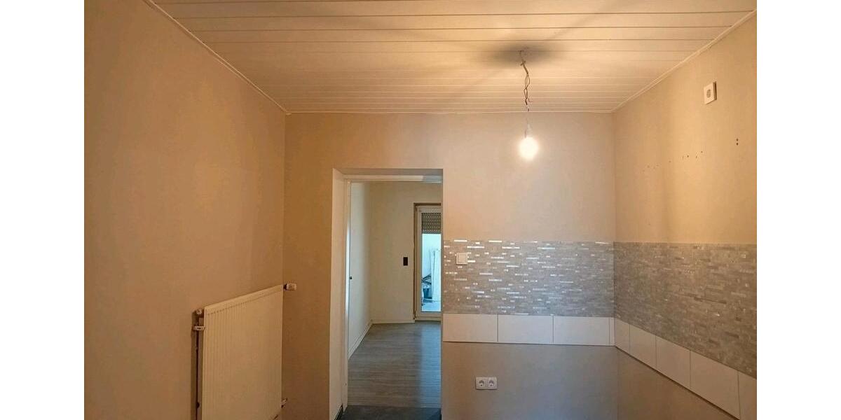 Erdgeschoßwohnung Pirmasens - 2 Zimmer, 64 m&sup2;, 650&euro; | Angebot:26602601