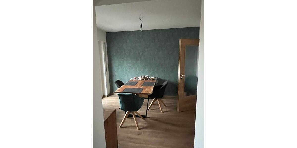 Etagenwohnung Poppenhausen - 3 Zimmer, 75 m&sup2;, 750&euro; | Angebot:26615845