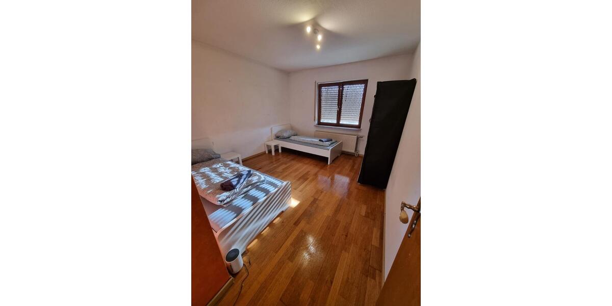 Wohnen auf Zeit Niefern-Öschelbronn Öschelbronn - 4 Zimmer, 2.450&euro; | Angebot:21869842