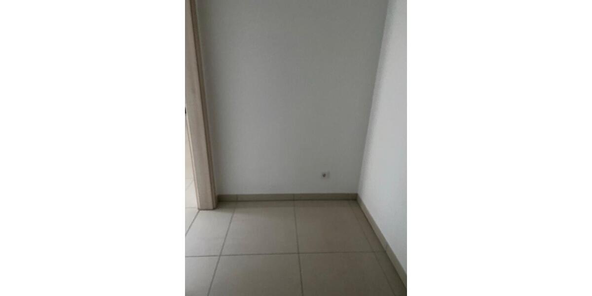 Erdgeschoßwohnung Pracht - 2 Zimmer, 70 m&sup2;, 1.300&euro; | Angebot:26422424