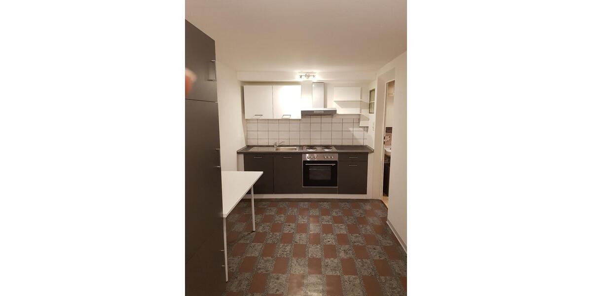 Wohnung - Kellerwohnung 2 zimmer