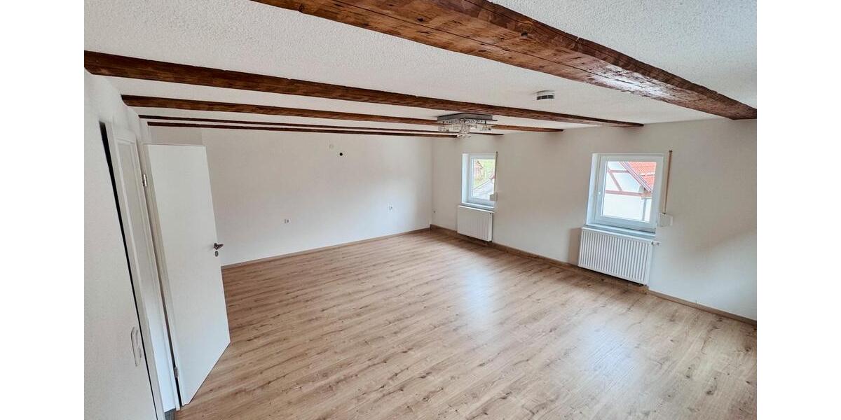 Etagenwohnung Kirchensittenbach - 5 Zimmer, 187 m&sup2;, 1.480&euro; | Angebot:26040539