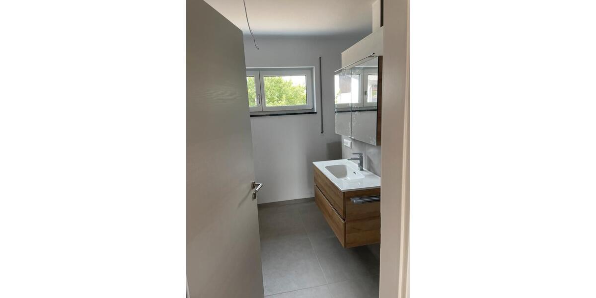 Doppelhaushälfte Neuburg am Inn - 4 Zimmer, 112 m&sup2;, 1.250&euro; | Angebot:26682532