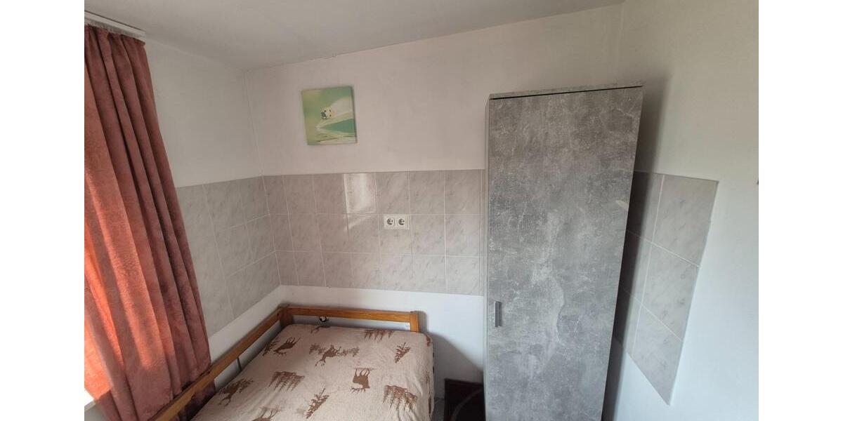 Etagenwohnung Altötting - 1 Zimmer, 9 m&sup2;, 280&euro; | Angebot:25805747