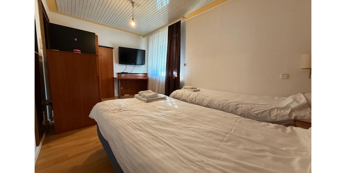 Wohnen auf Zeit Plettenberg - 1 Zimmer, 20 m&sup2;, 15&euro; | Angebot:26127808