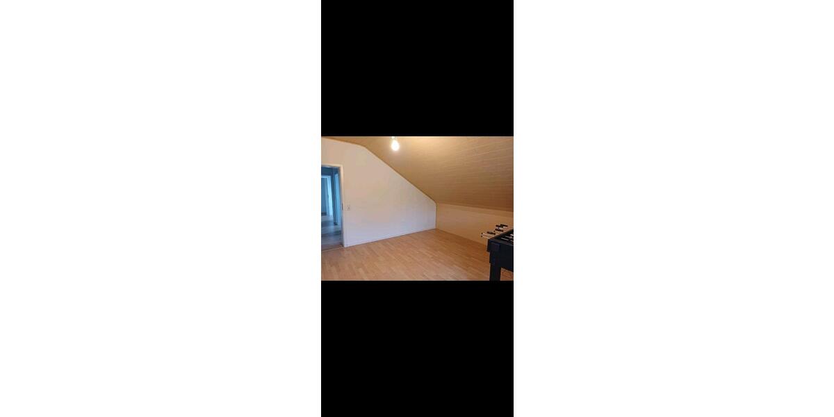 Dachgeschoßwohnung Möhnesee - 2 Zimmer, 106 m&sup2;, 985&euro; | Angebot:26556961