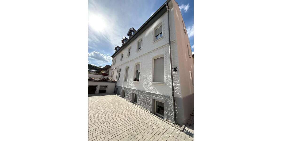 Etagenwohnung Würzburg Sanderau - 2.5 Zimmer, 65 m&sup2;, 1.200&euro; | Angebot:26688683