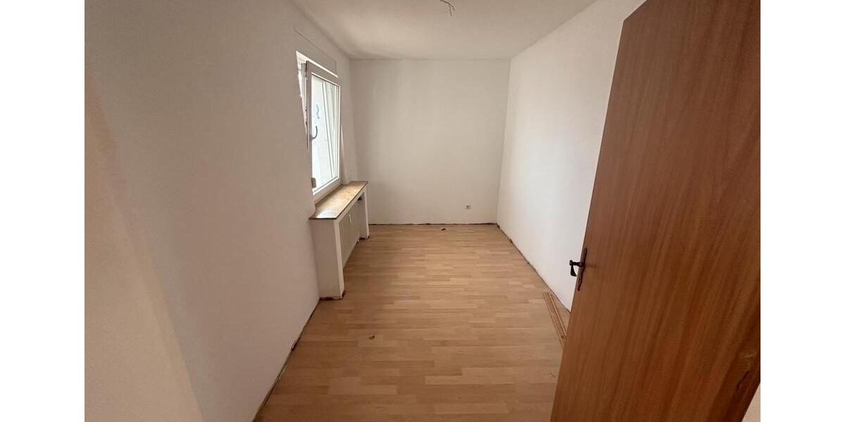 Etagenwohnung Gelsenkirchen Gelsenkirchen-Nord - 4 Zimmer, 95 m&sup2;, 1.100&euro; | Angebot:25022947