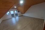 Dachgeschoßwohnung Poppenhausen (Wasserkuppe) - 3 Zimmer, 85 m&sup2;, 750&euro; | Angebot:25752097
