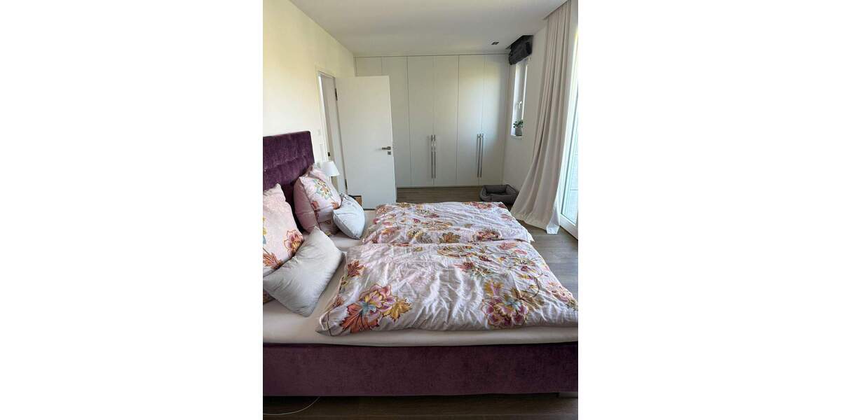 Doppelhaushälfte Meerbusch Büderich - 6 Zimmer, 242 m&sup2;, 8.500&euro; | Angebot:26127832