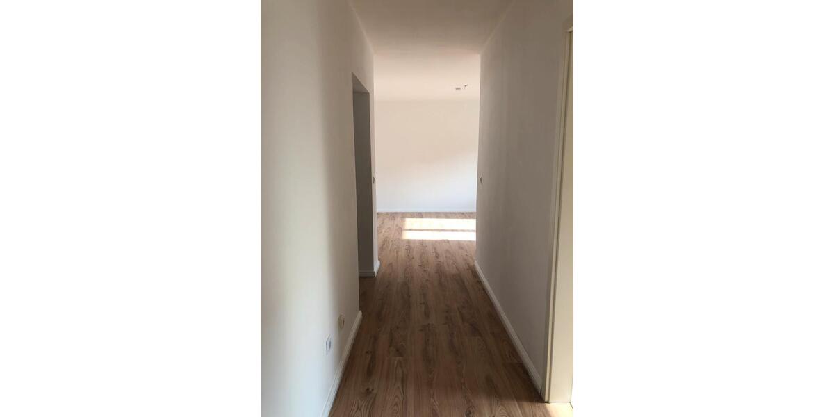 Etagenwohnung Erwitte - 3 Zimmer, 67 m&sup2;, 700&euro; | Angebot:26517456