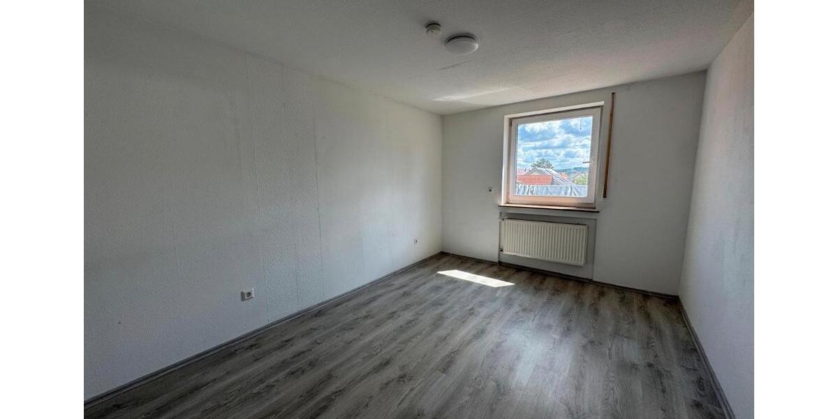 Etagenwohnung Wildberg - 4 Zimmer, 100 m&sup2;, 1.280&euro; | Angebot:24873270